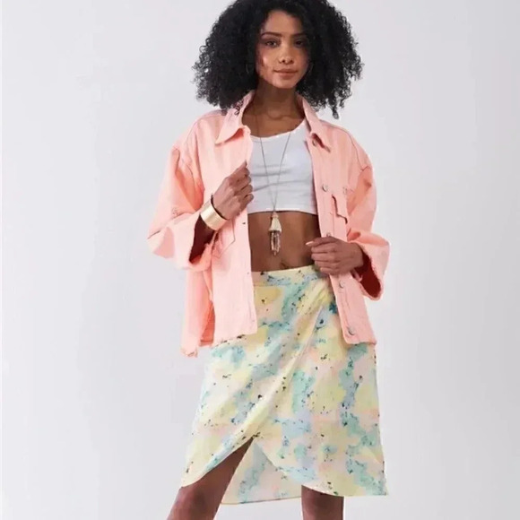 STARBURST DISTRESSED DENIM JACKET - Picture 4 of 6